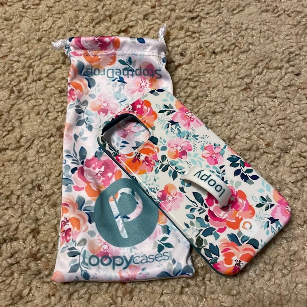 iPhone 13 Loopy case